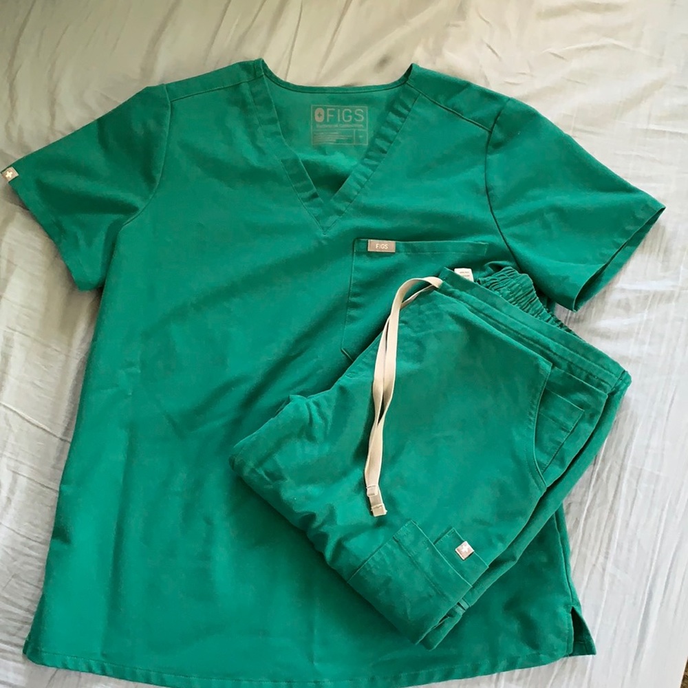 Figs Hunter Green Set- Yola pants and Catarina top